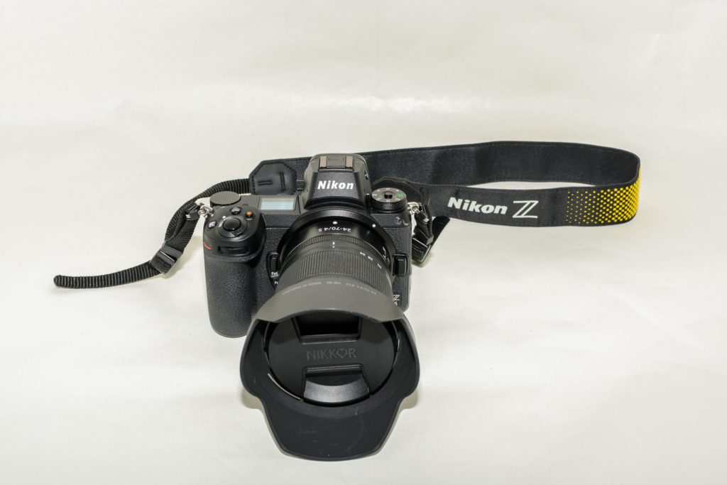 Nikon Z6 Systemkamera Titel