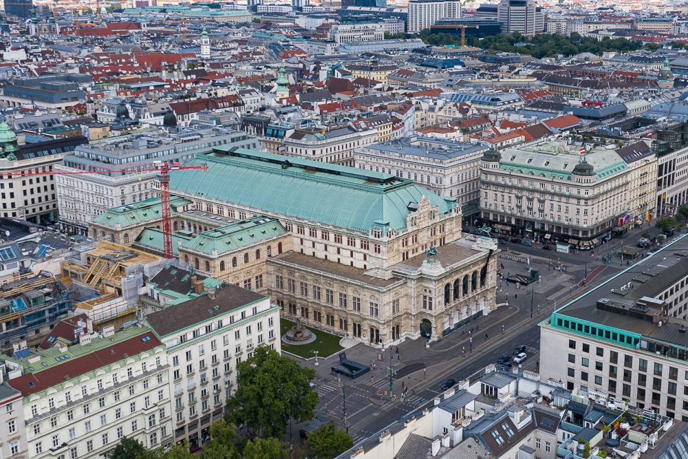 Drohnenaufnahme Wiener Staatsoper