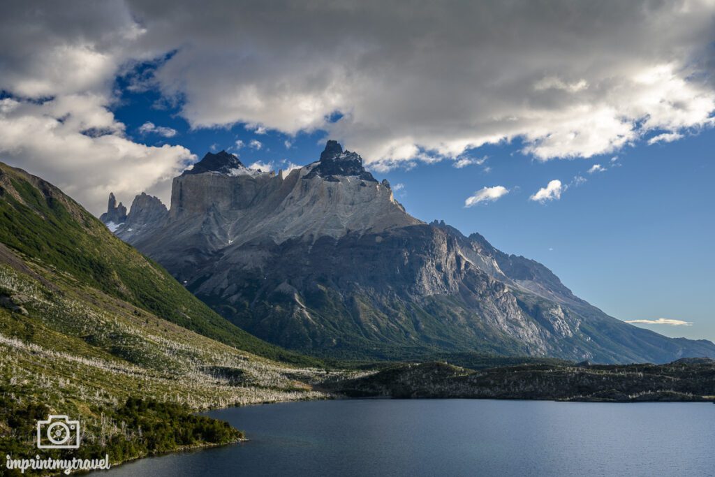 Los Cuernos Massiv